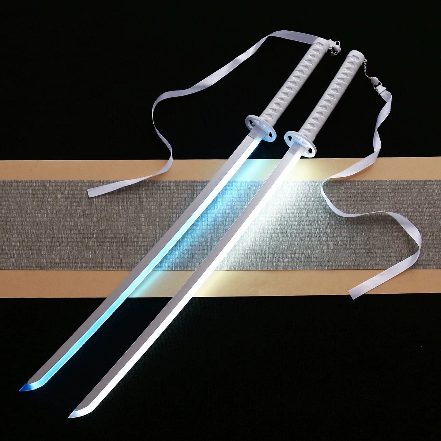 40-дюймовый светящийся отбелив – обзор и цена Cosplay Prop Dagger