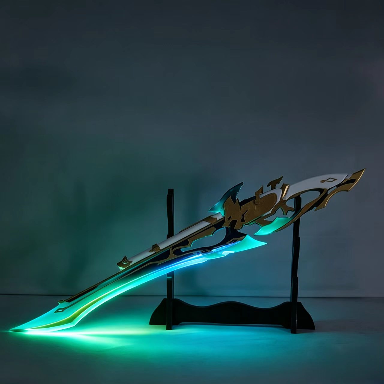 Косплейный меч и топор Фэйсяо  – обзор и цена Cosplay Prop Axe